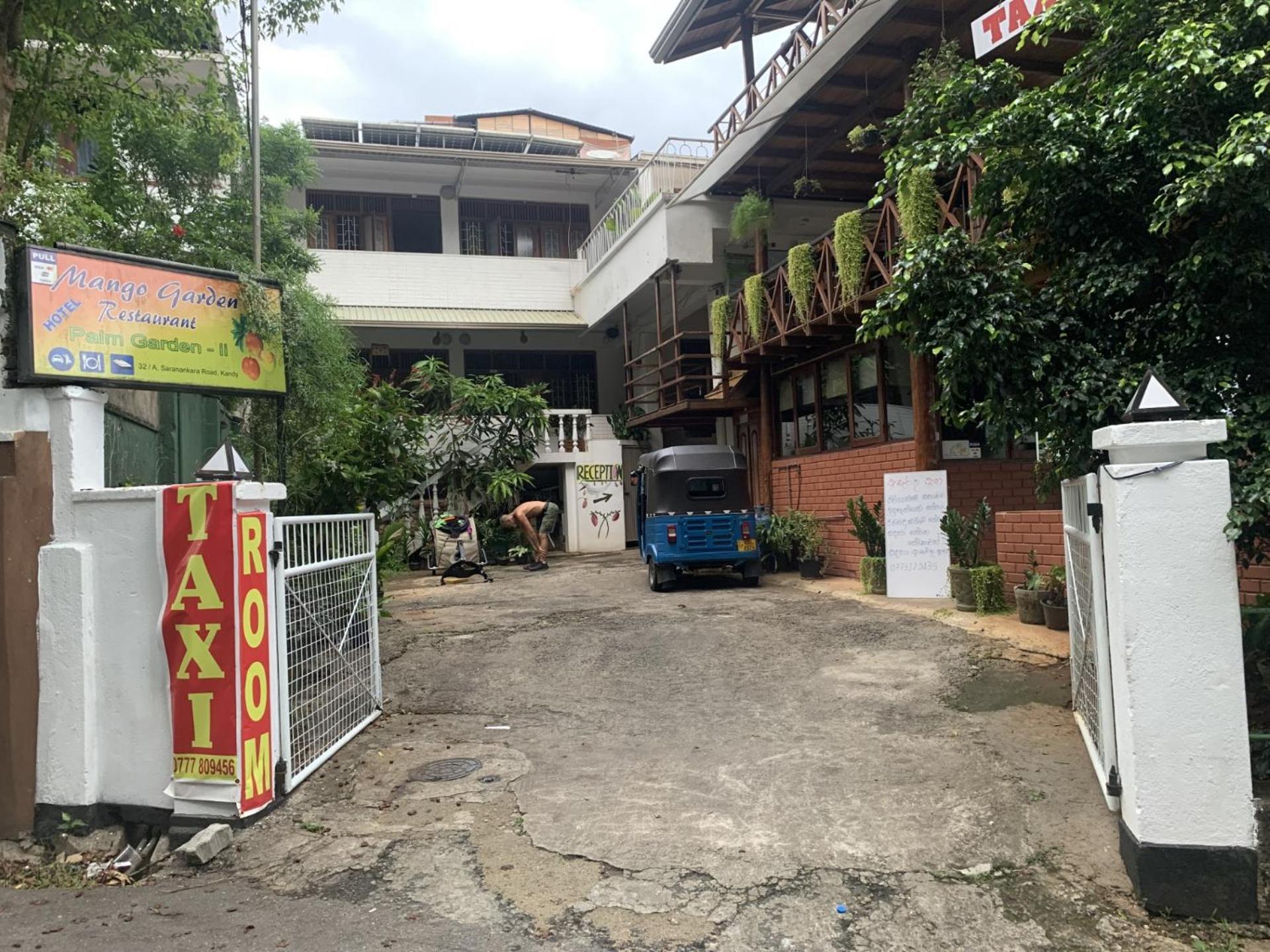 Hotel Mango Garden Kandy Exterior foto