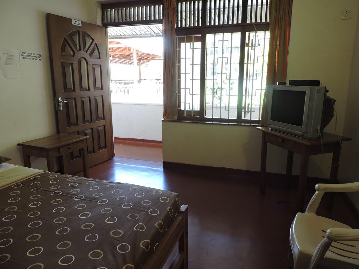 Hotel Mango Garden Kandy Exterior foto